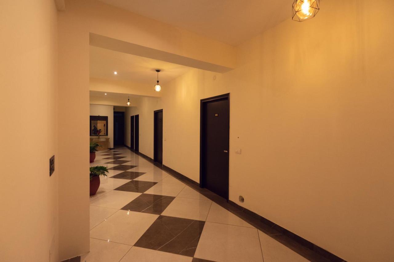 Hotel Luxuria Ludhiana Exterior photo