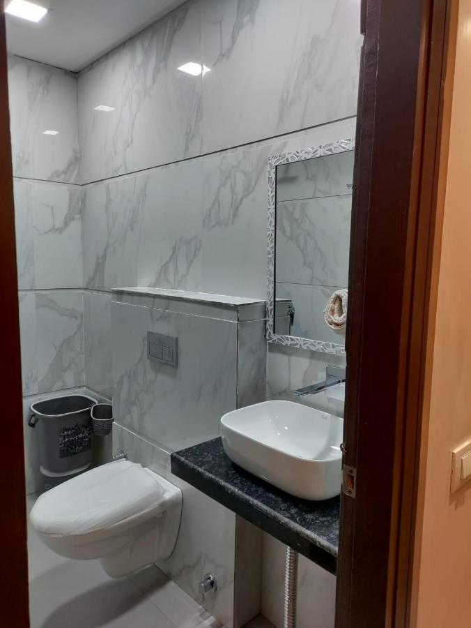 Hotel Luxuria Ludhiana Exterior photo