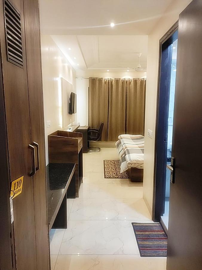 Hotel Luxuria Ludhiana Exterior photo