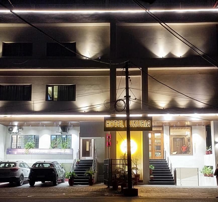 Hotel Luxuria Ludhiana Exterior photo